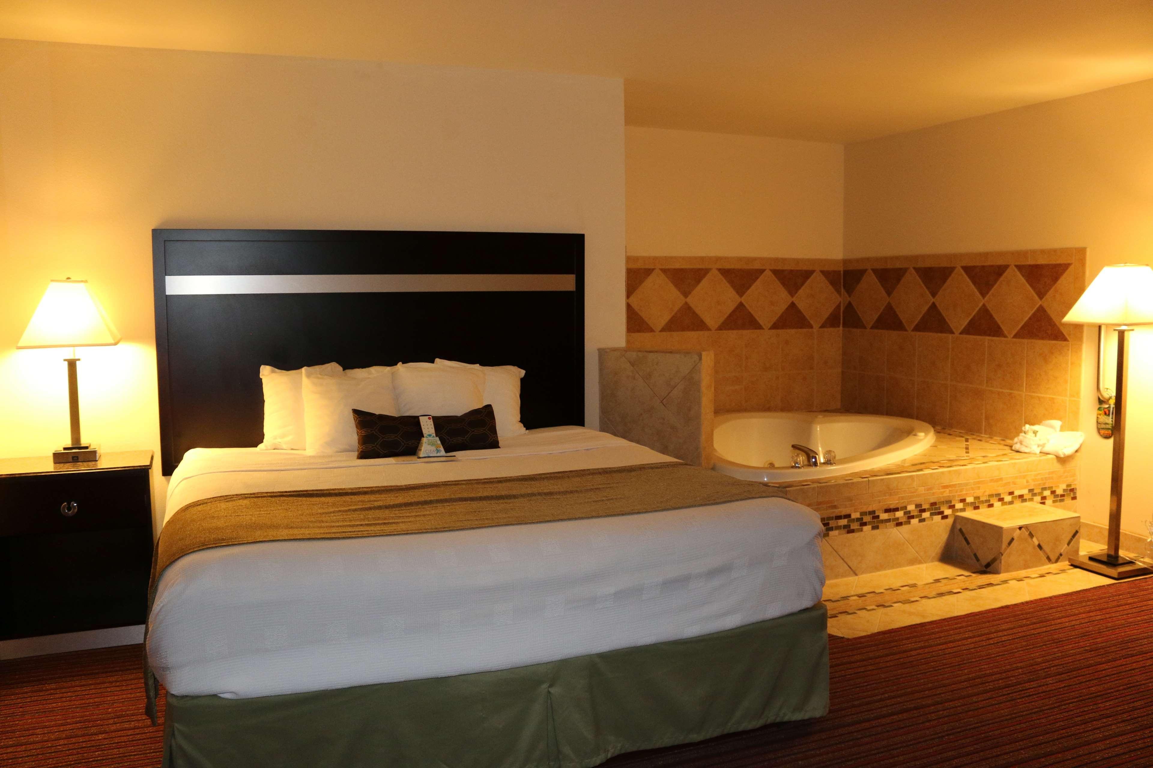 Best Western Parsons Inn Εξωτερικό φωτογραφία