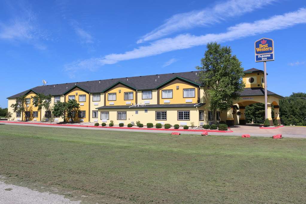 Best Western Parsons Inn Εξωτερικό φωτογραφία